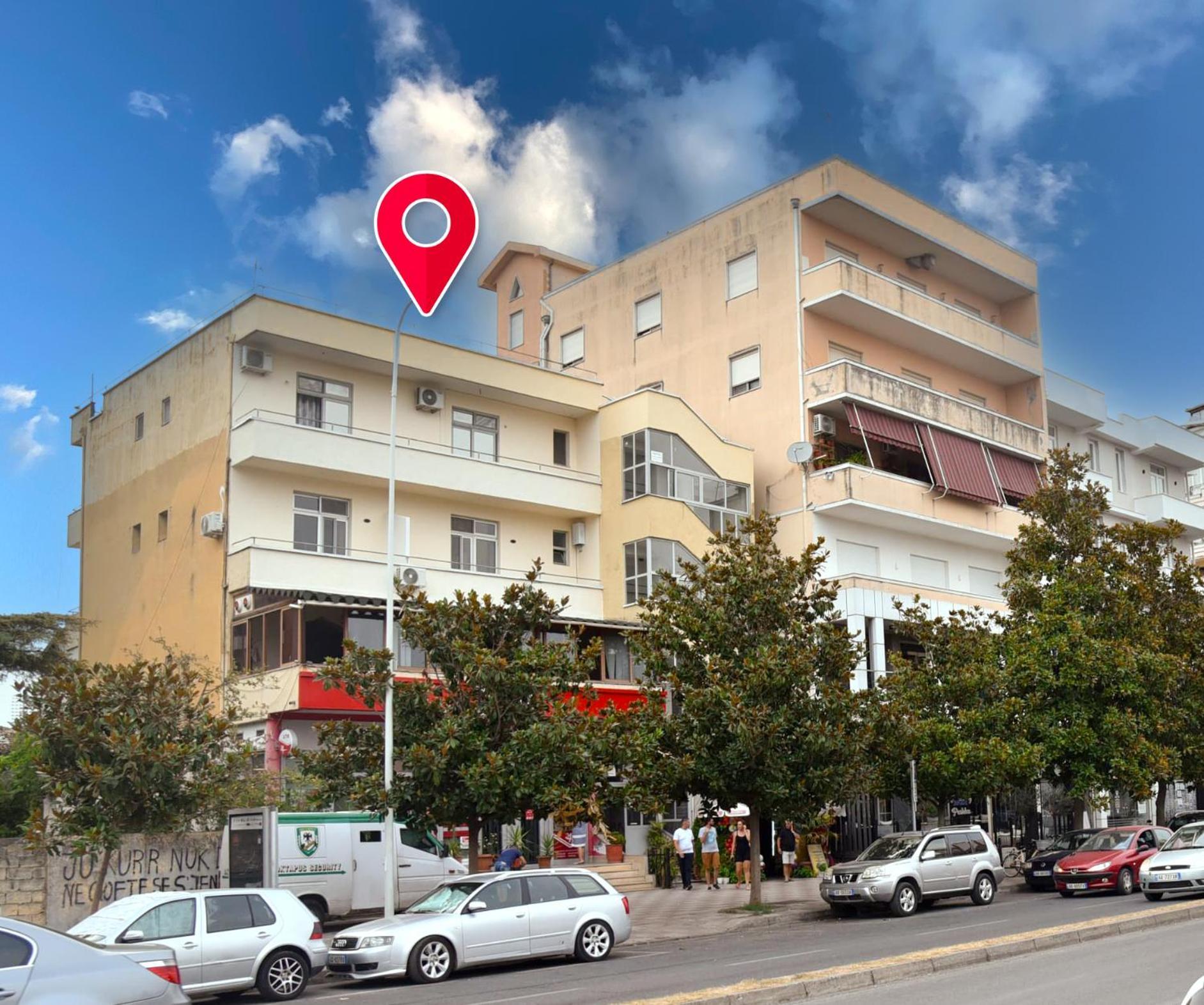 City Center Inn Shkodër Exteriör bild